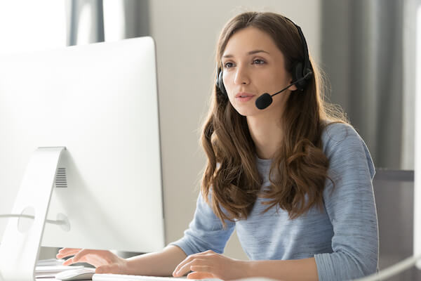women on computer