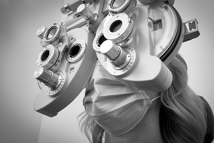 Optician eye device